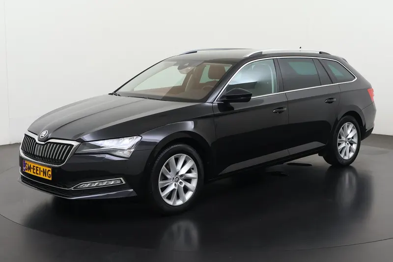 Škoda Superb (2022)