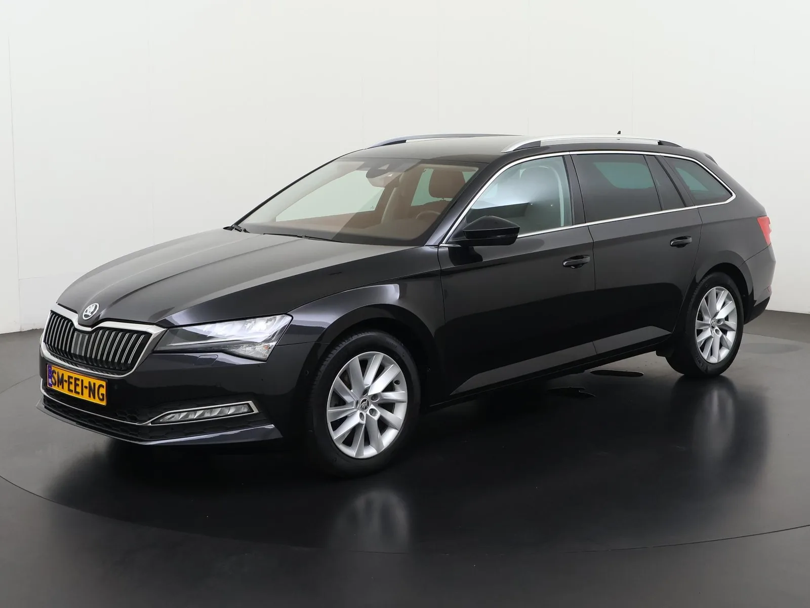 Škoda Superb (2022) — foto 1