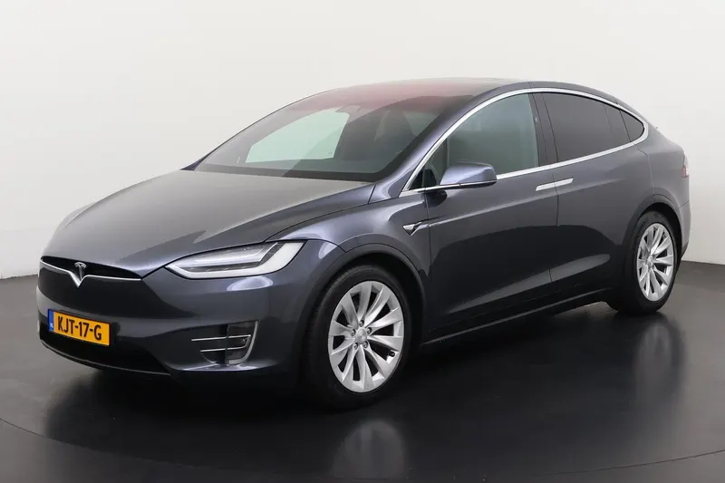 Tesla Model X (2020)