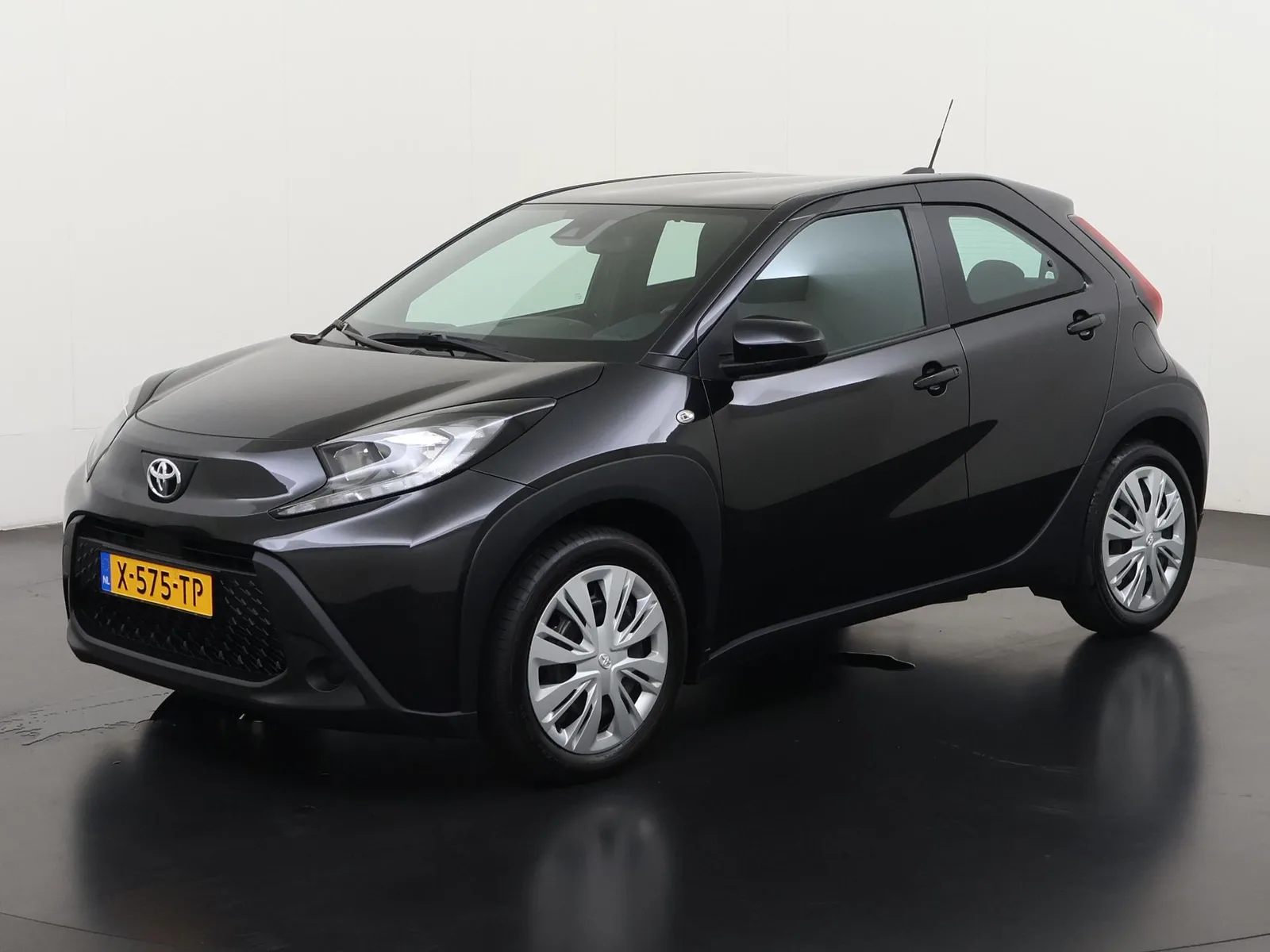 Toyota Aygo X (2024) — foto 1