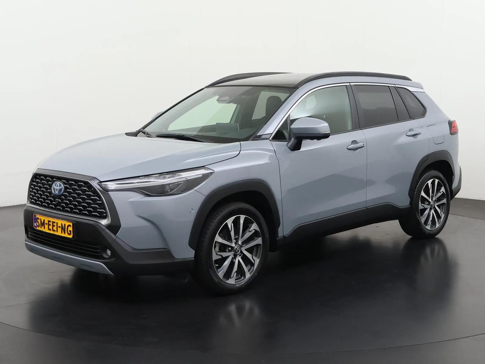 Toyota Corolla Cross (2023) — foto 1