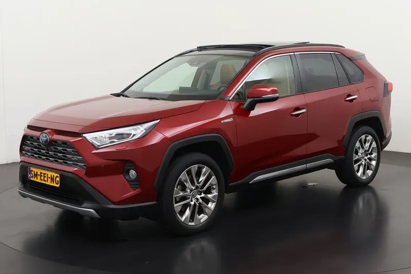 Toyota RAV4 (2021)