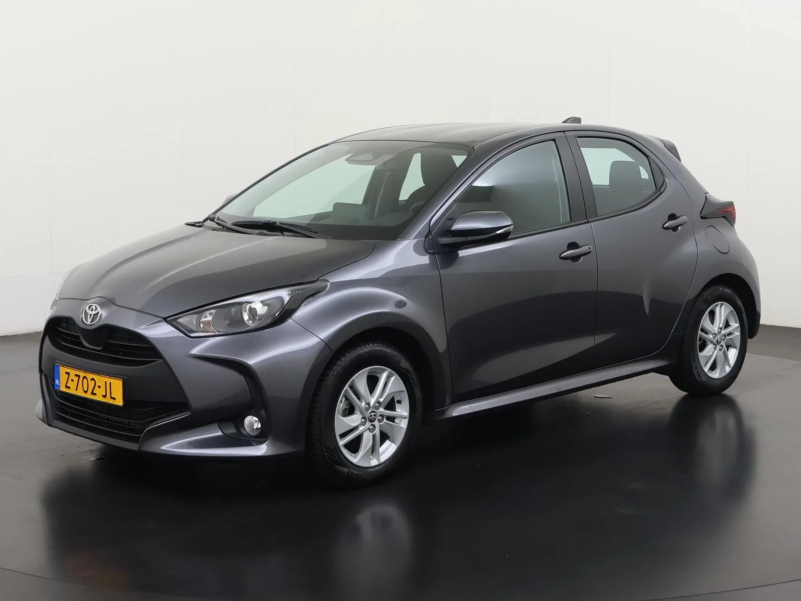 Toyota Yaris (2024) — foto 1