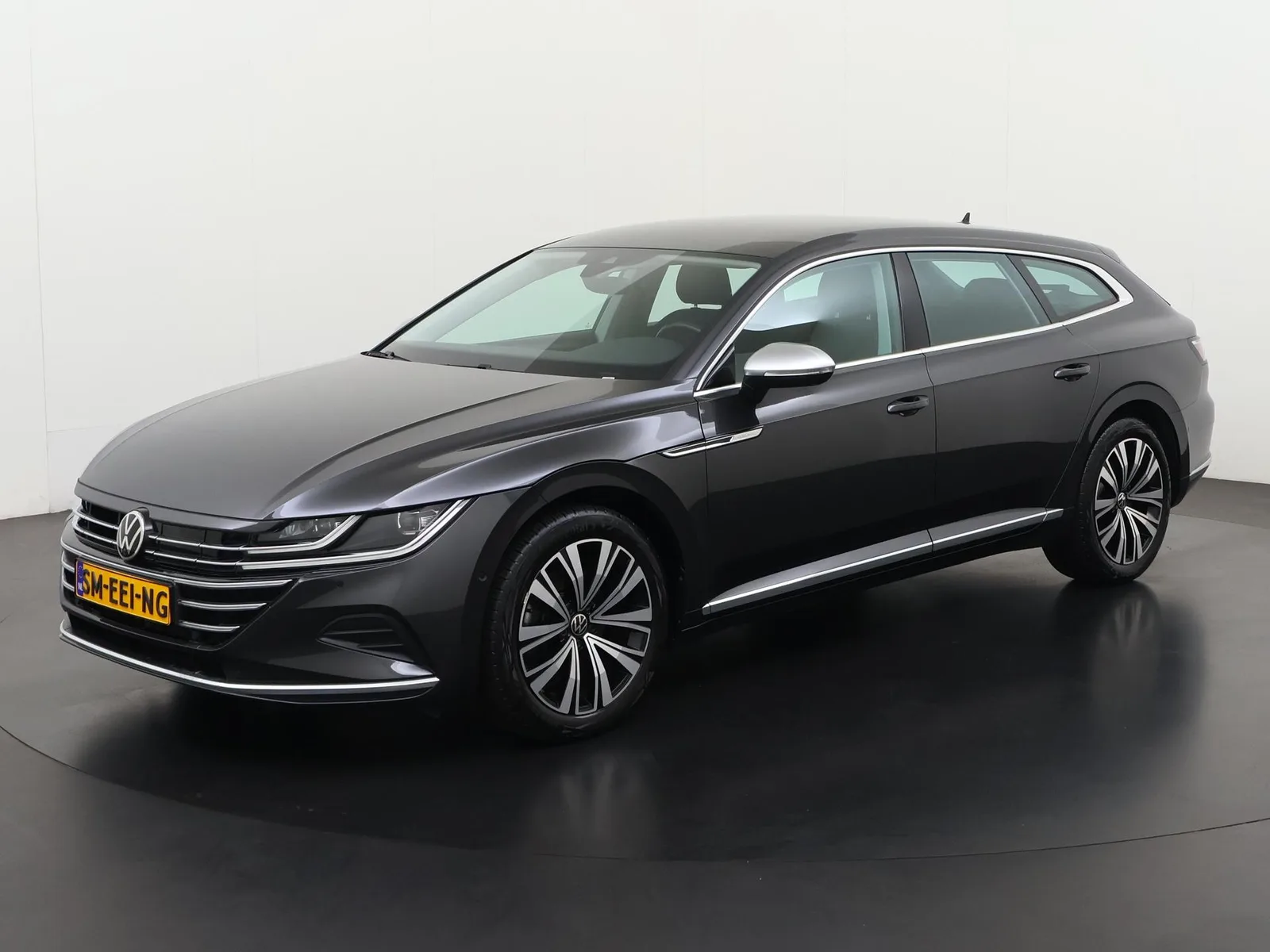 Volkswagen Arteon (2023) — foto 1