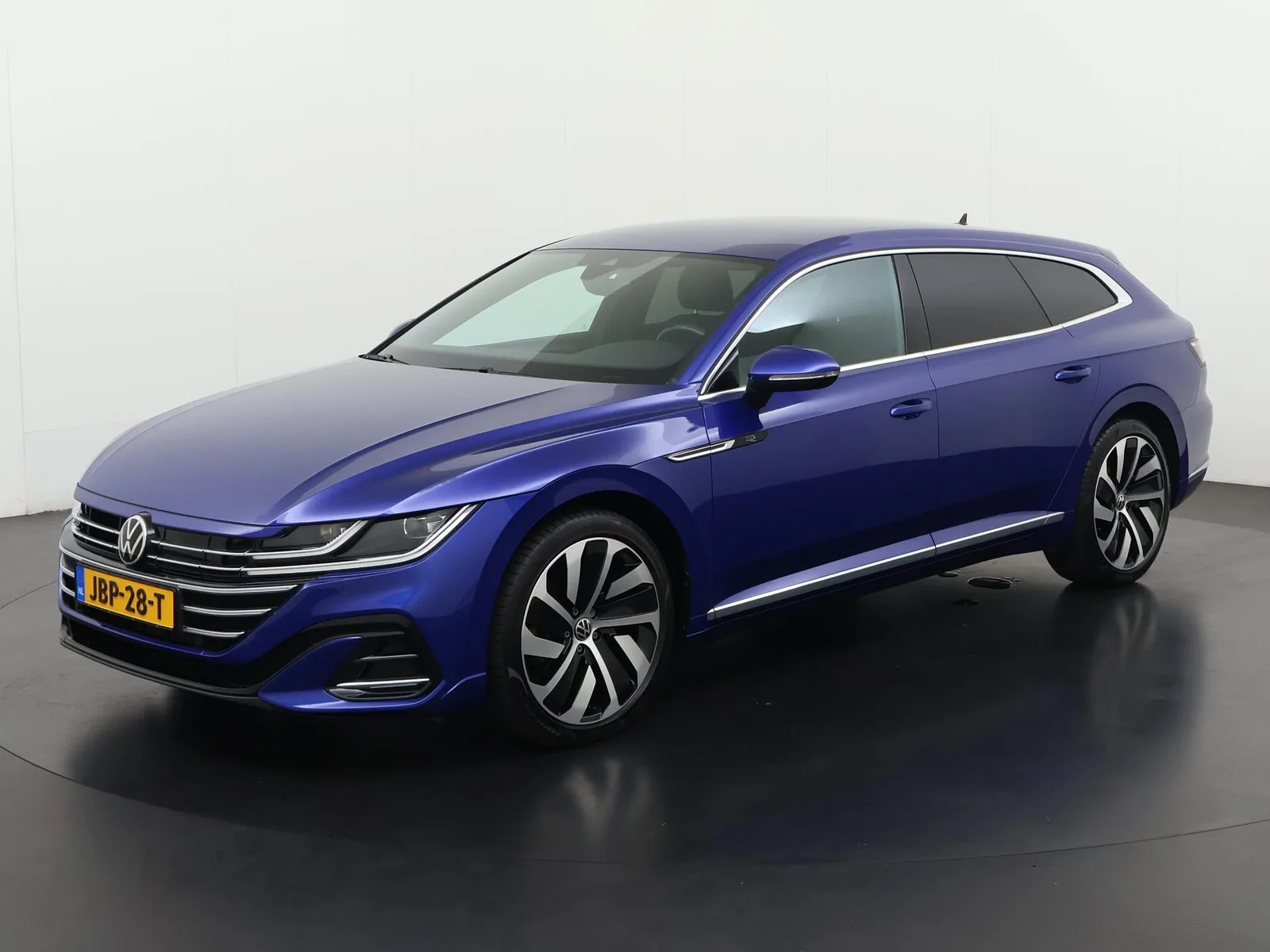 Volkswagen Arteon (2022) — foto 1