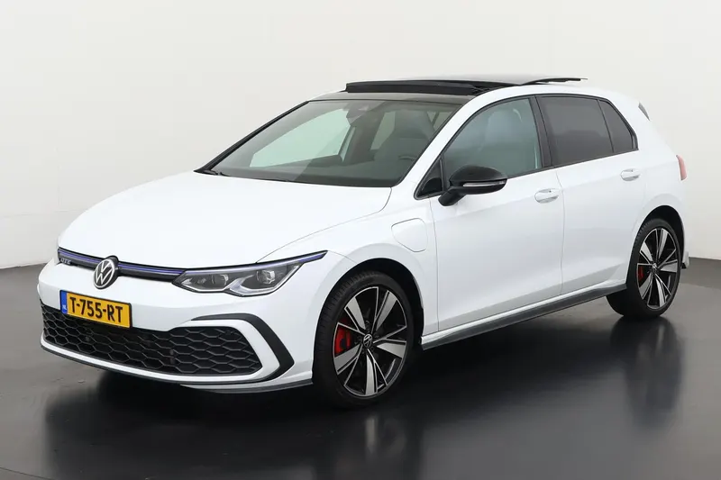 Volkswagen Golf (2021)