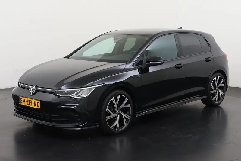Volkswagen Golf (2024)