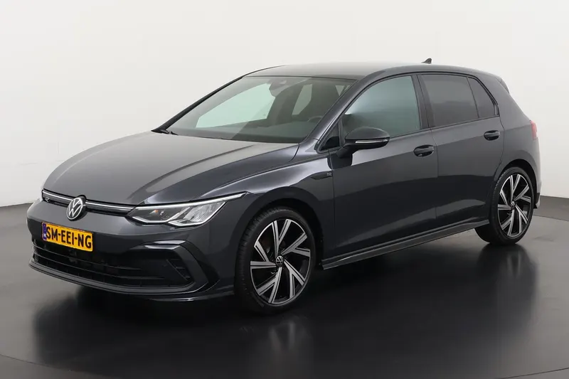 Volkswagen Golf (2024)