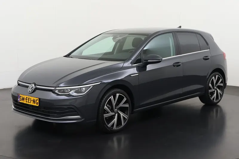 Volkswagen Golf (2024)