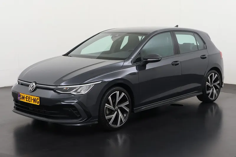 Volkswagen Golf (2024)