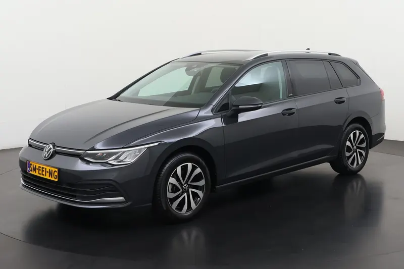 Volkswagen Golf (2023)