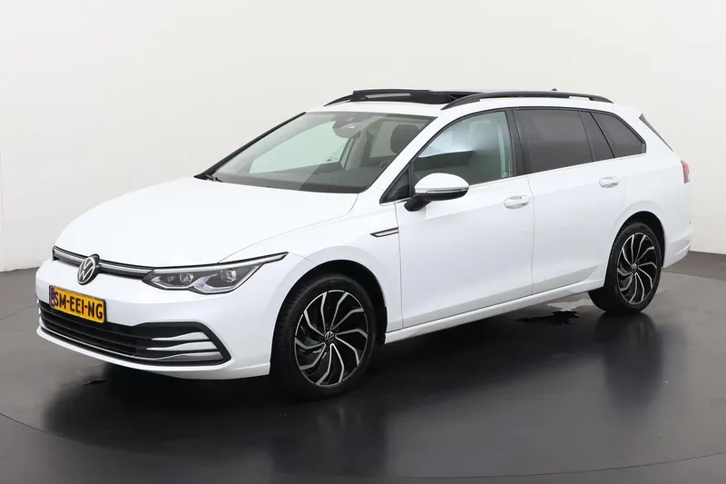 Volkswagen Golf (2022)
