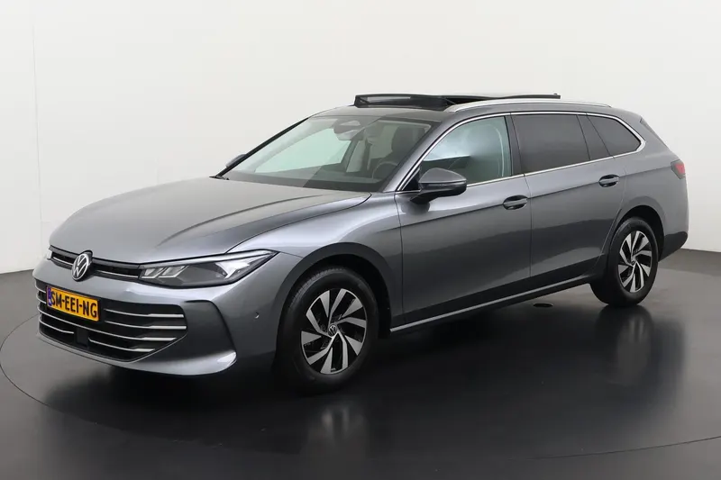 Volkswagen Passat (2024)