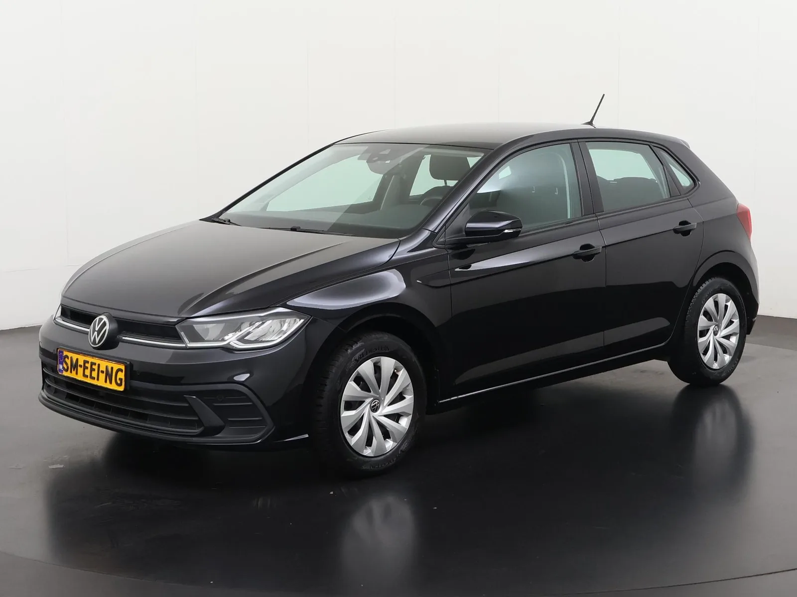 Volkswagen Polo (2023) — foto 1