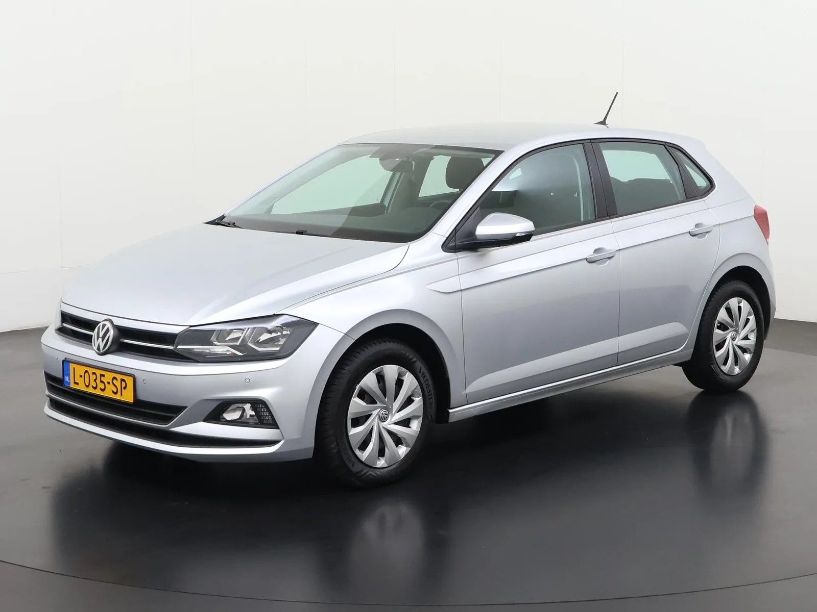 Volkswagen Polo (2019) — foto 1