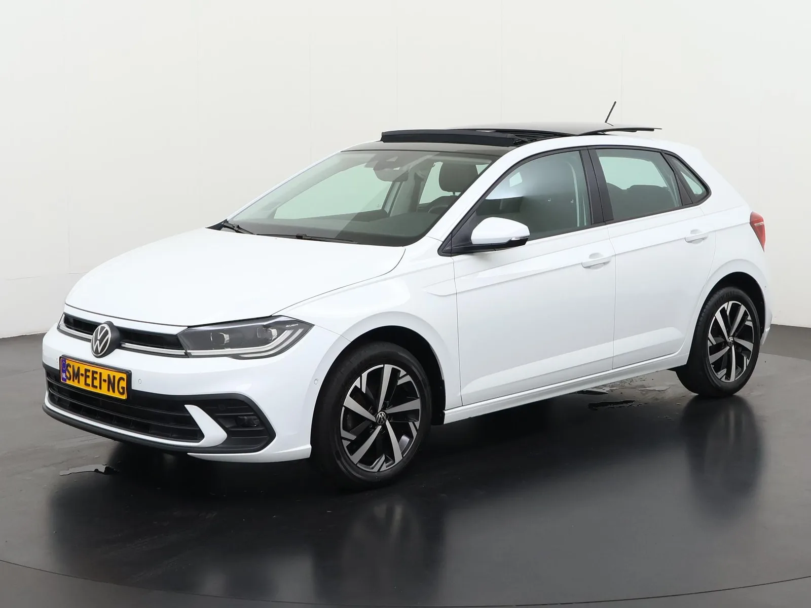 Volkswagen Polo (2022) — foto 1