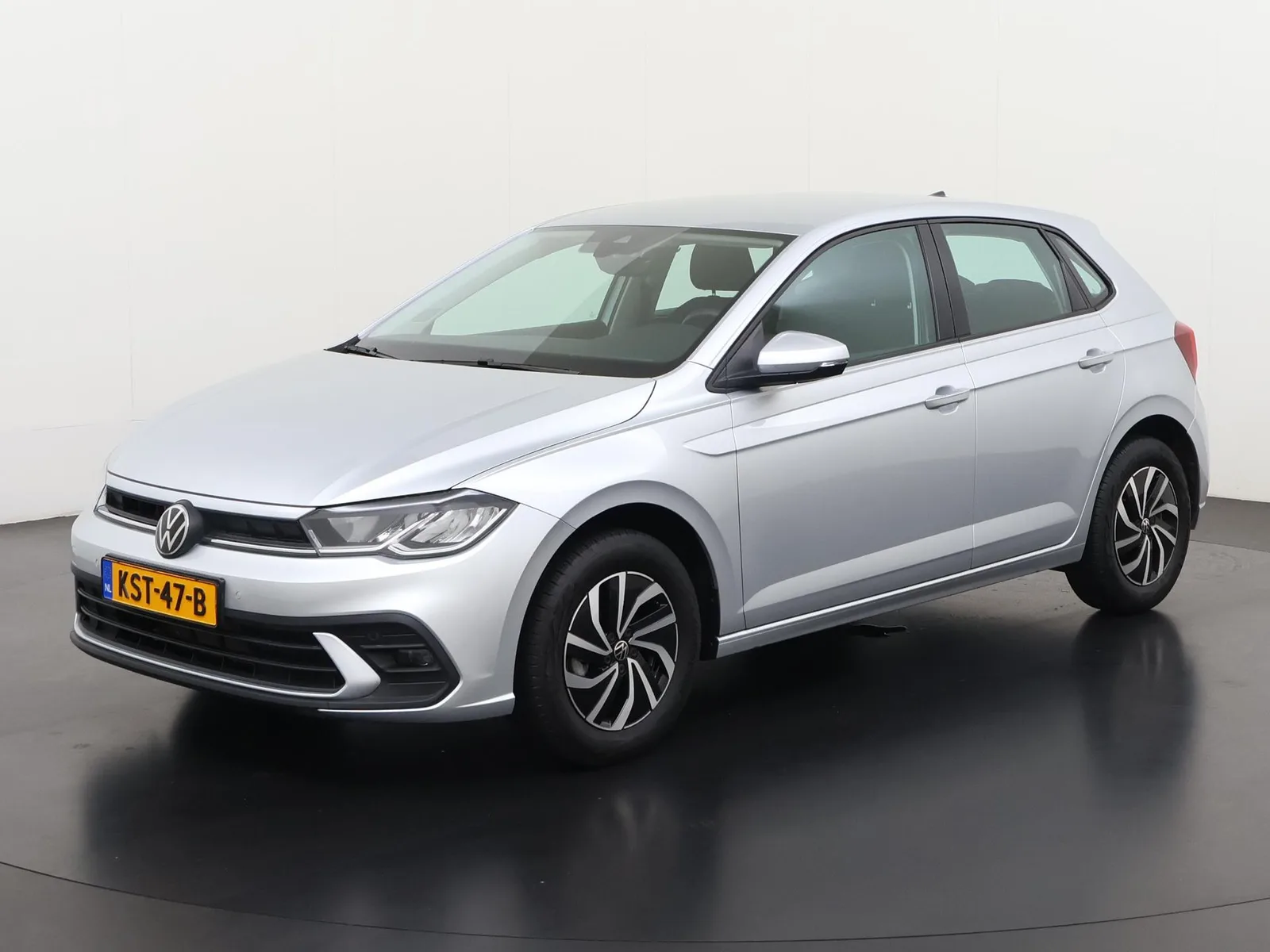 Volkswagen Polo (2025) — foto 1