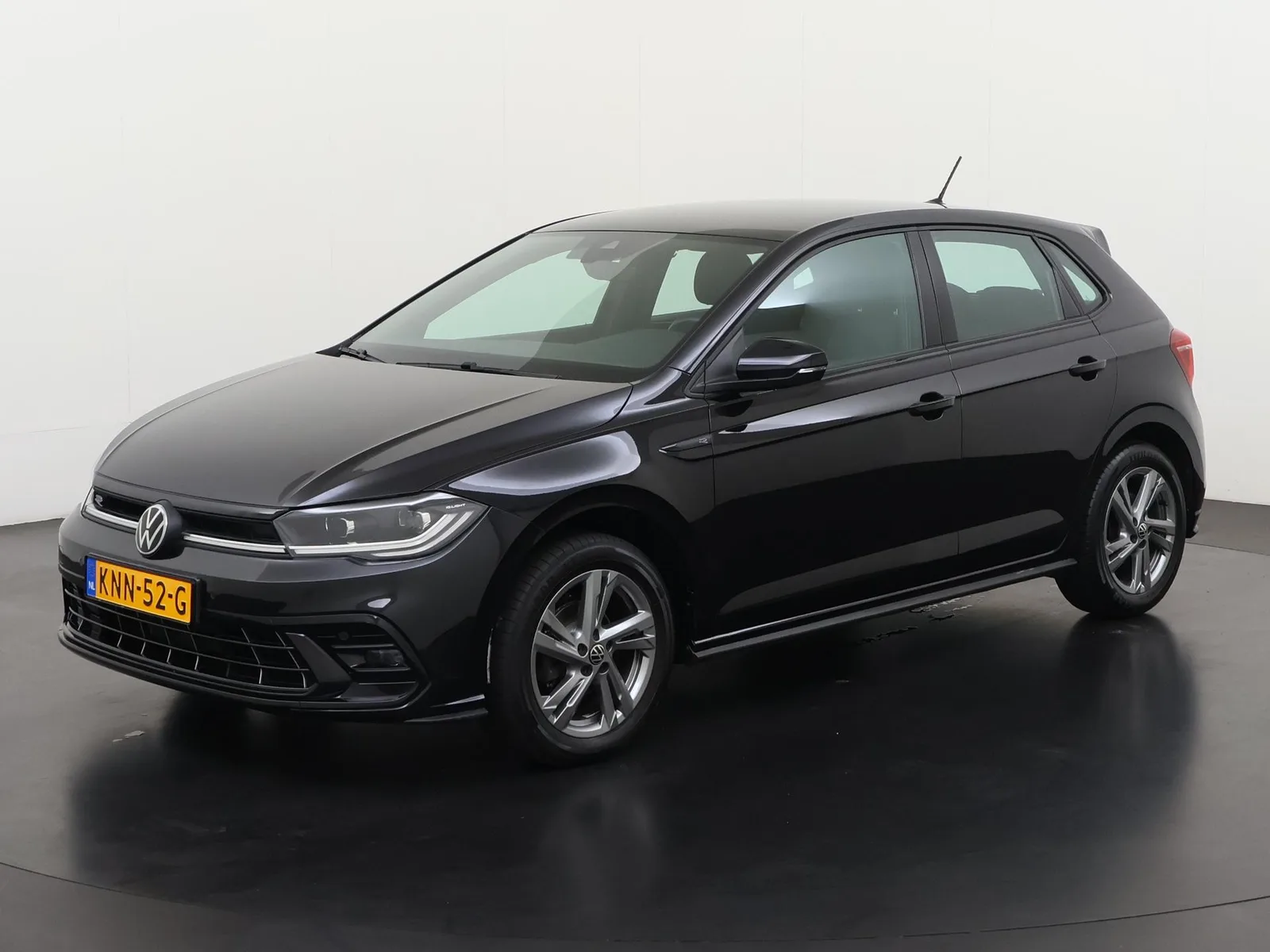 Volkswagen Polo (2023) — foto 1
