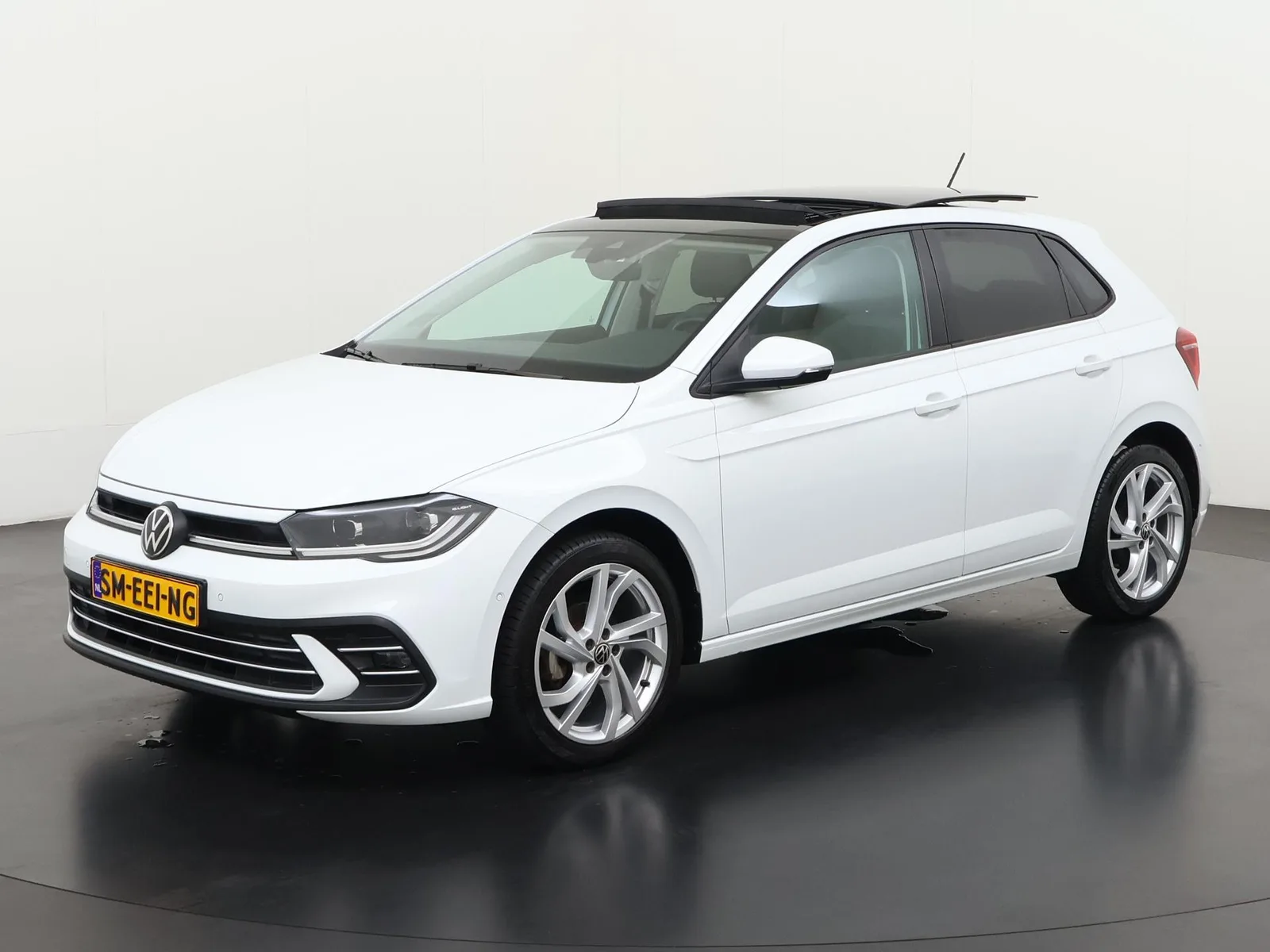 Volkswagen Polo (2022) — foto 1