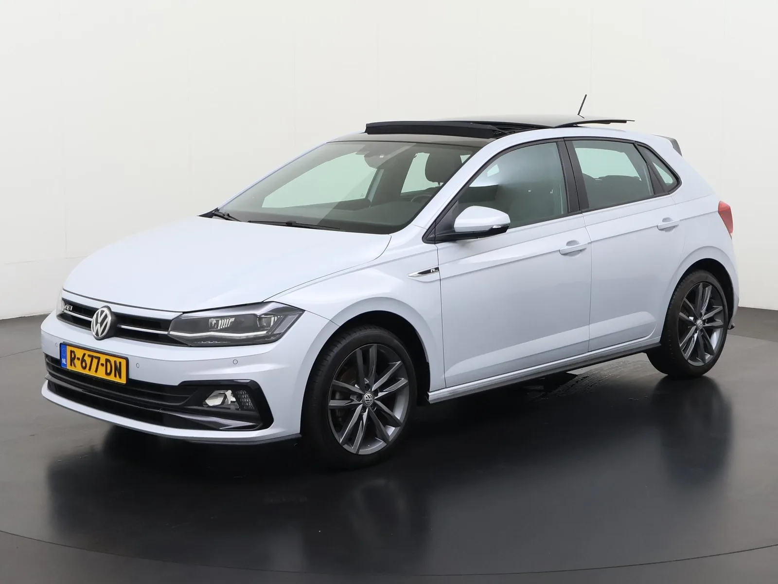 Volkswagen Polo (2020) — foto 1
