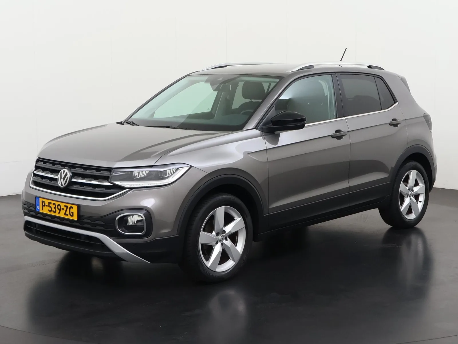 Volkswagen T-Cross (2019) — foto 1