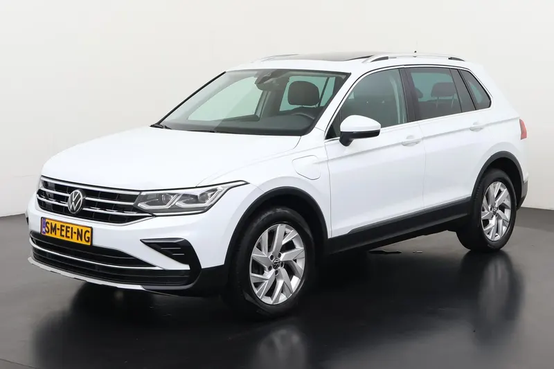 Volkswagen Tiguan (2022)