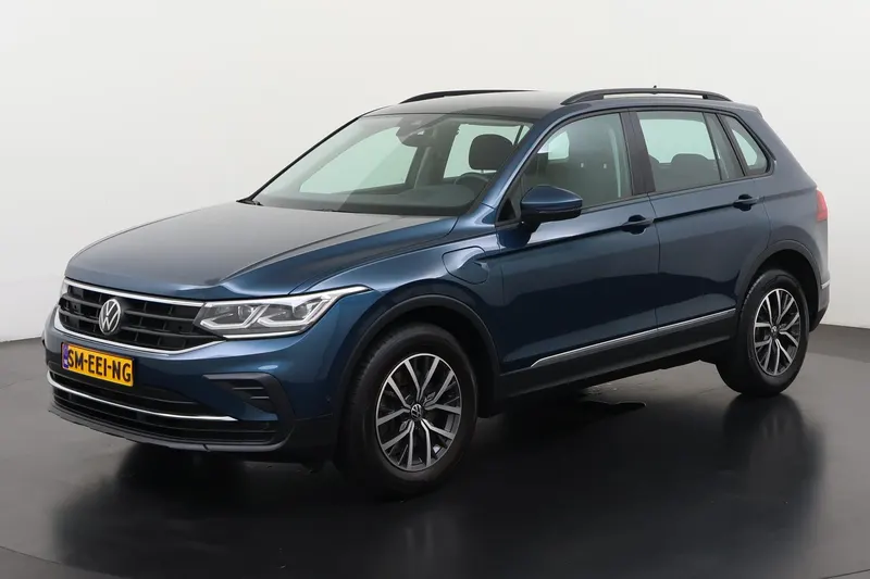 Volkswagen Tiguan (2022)
