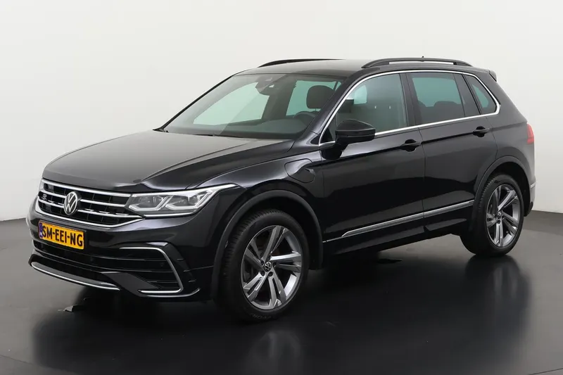 Volkswagen Tiguan (2022)