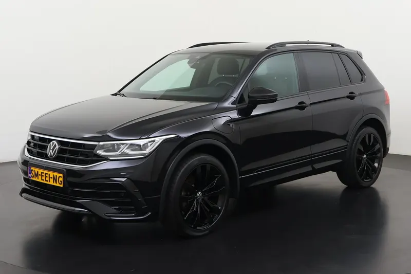 Volkswagen Tiguan (2022)