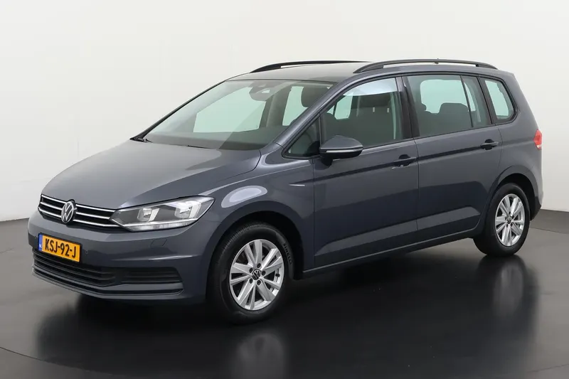 Volkswagen Touran (2023)