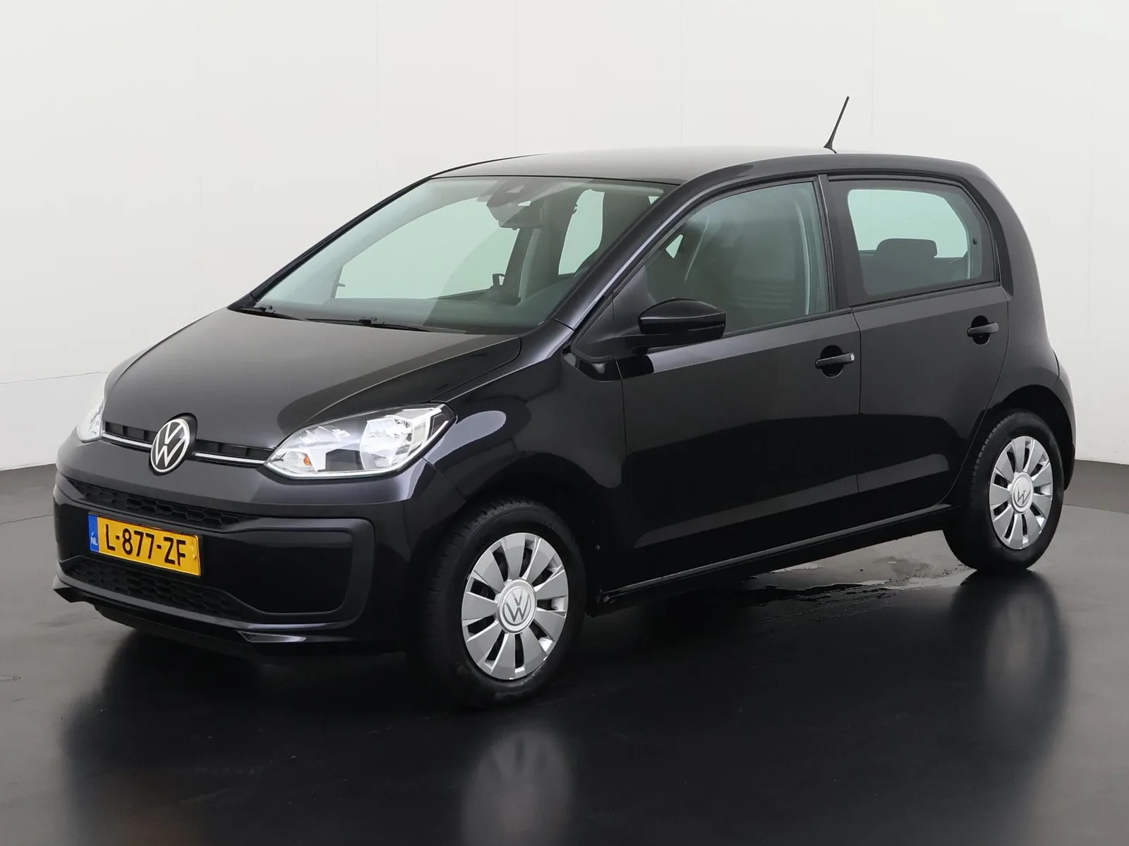 Volkswagen Up! (2021) — foto 1