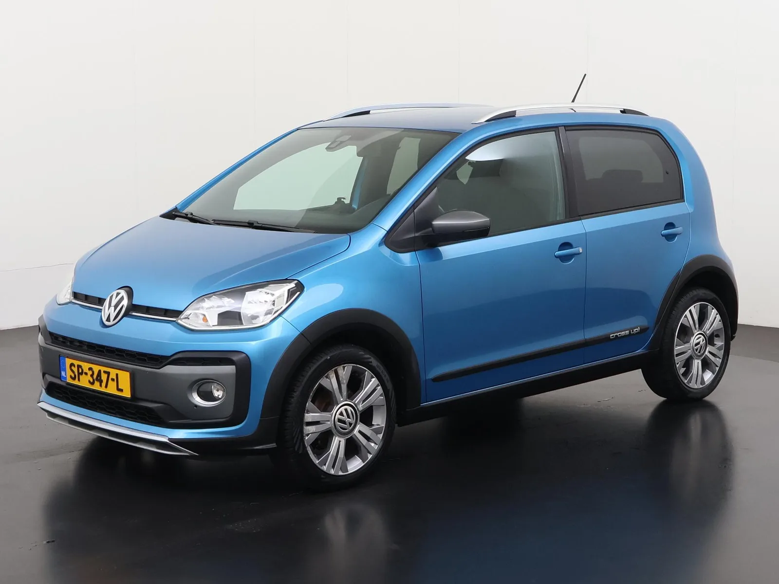 Volkswagen Up! (2018) — foto 1