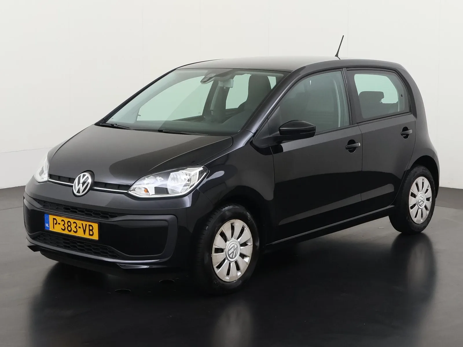 Volkswagen Up! (2018) — foto 1