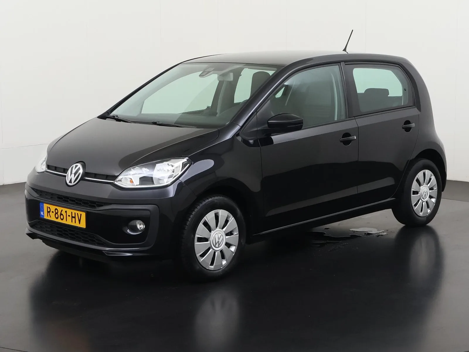 Volkswagen Up! (2019) — foto 1