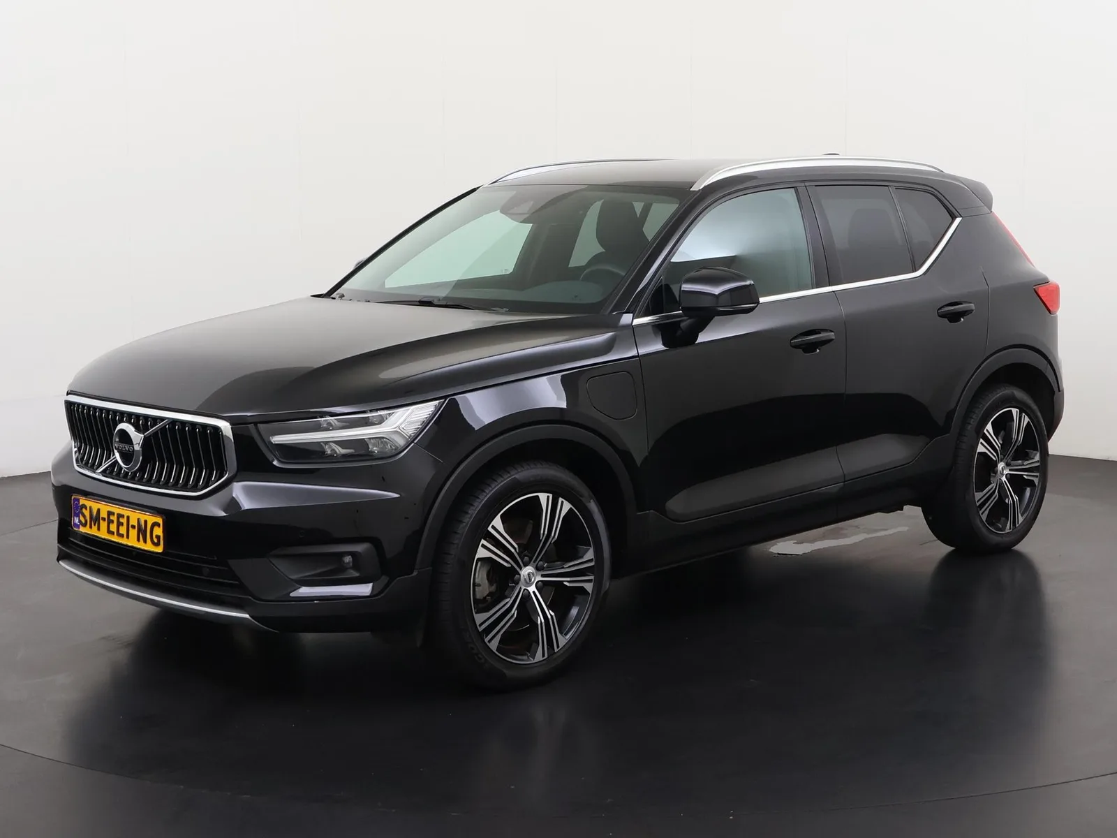Volvo XC40 (2021) — foto 1