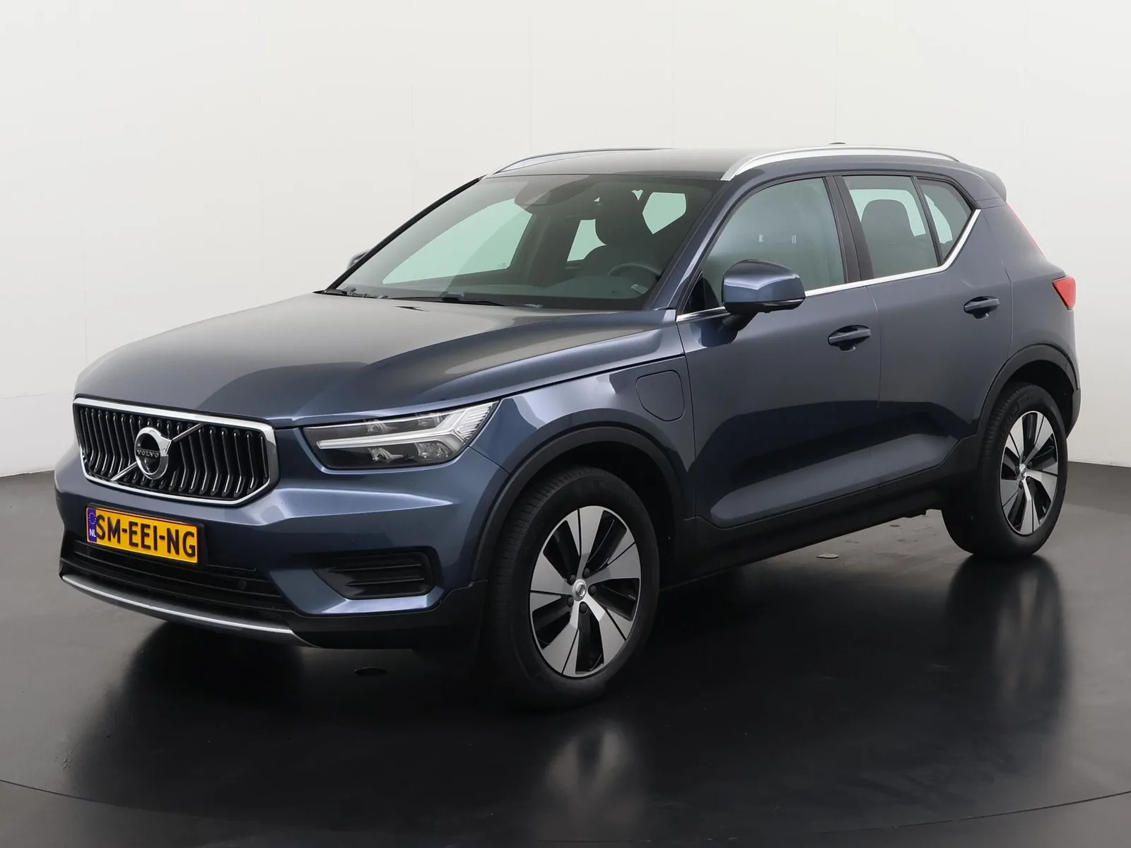 Volvo XC40 (2022) — foto 1