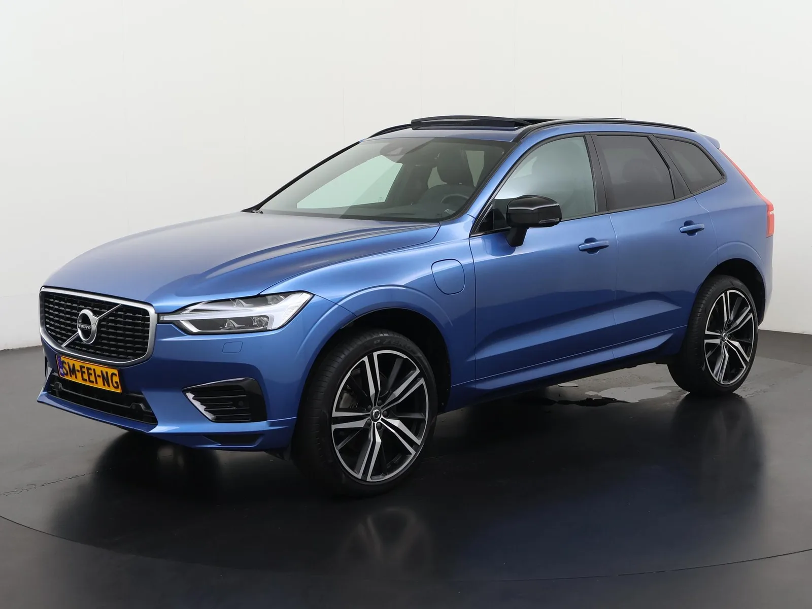 Volvo XC60 (2020) — foto 1