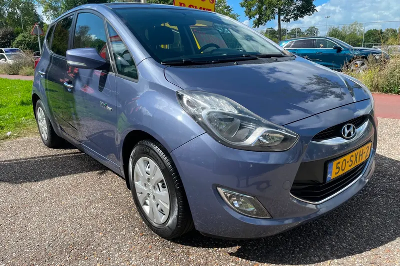 Hyundai ix20 (2012)