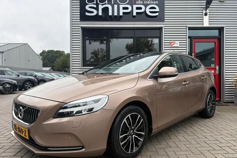 Volvo V40 (2016)