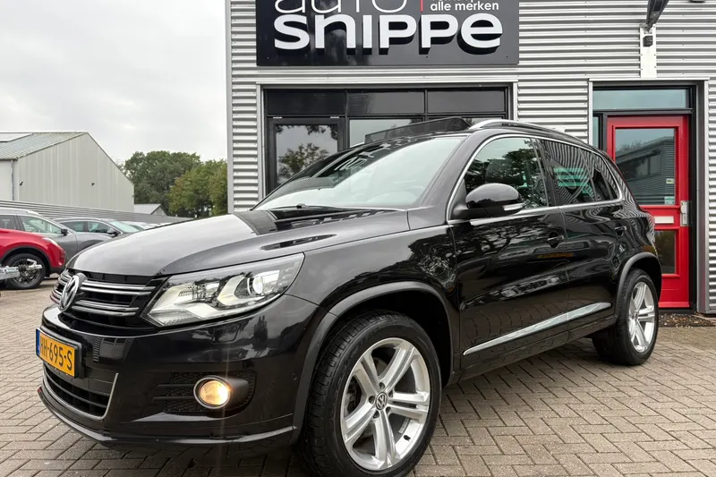 Volkswagen Tiguan (2015)