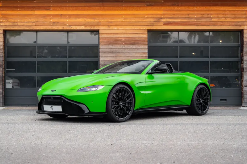 Aston Martin Vantage (2022)