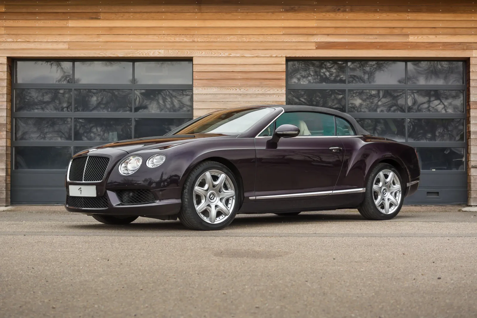 Bentley Continental GTC (2014) — foto 1