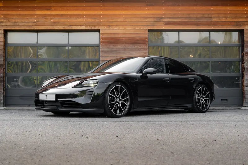 Porsche Taycan (0)