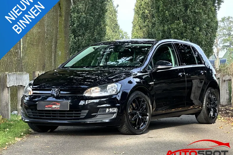 Volkswagen Golf (2017)