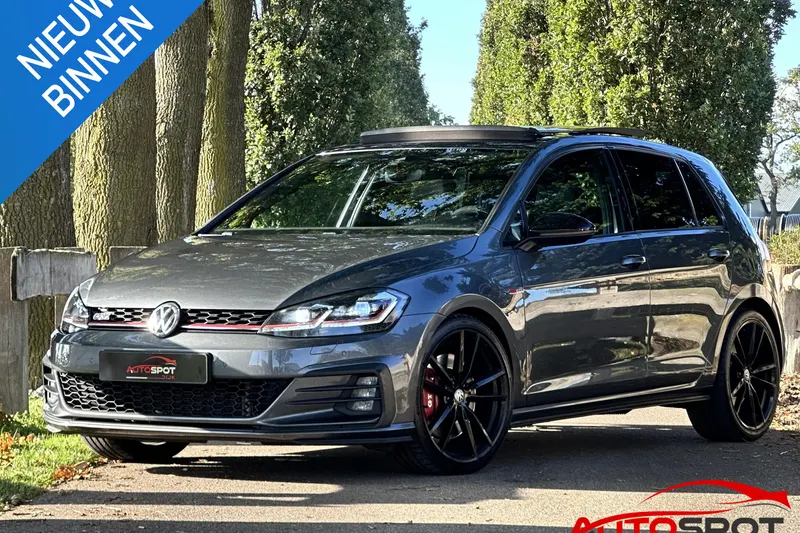 Volkswagen Golf (2017)