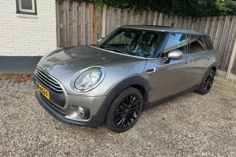 MINI Clubman (2017)