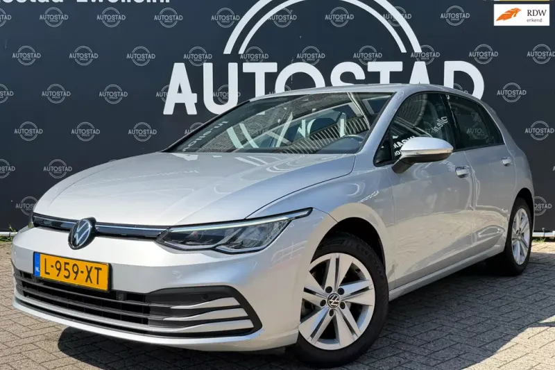 Volkswagen Golf (2021)