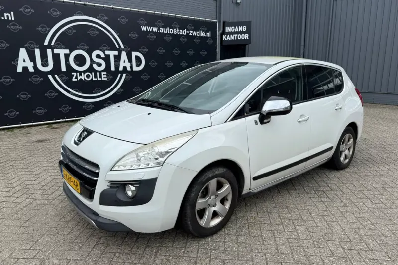 Peugeot 3008 (2013)