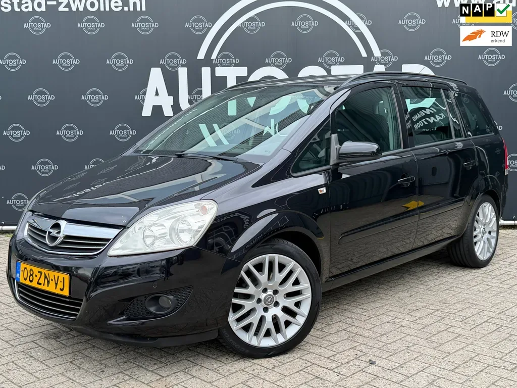 Opel Zafira (2008) — foto 1