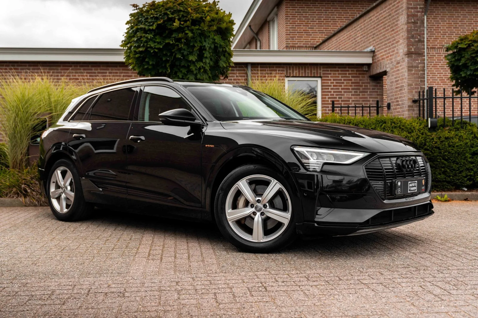 Audi e-tron (2019) — foto 1